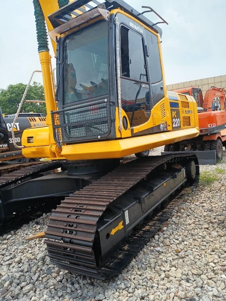 Komatsu PC 220-8 Escavadeiras de esteiras