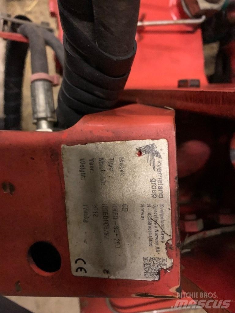 Kverneland ED85 Charruas reversíveis
