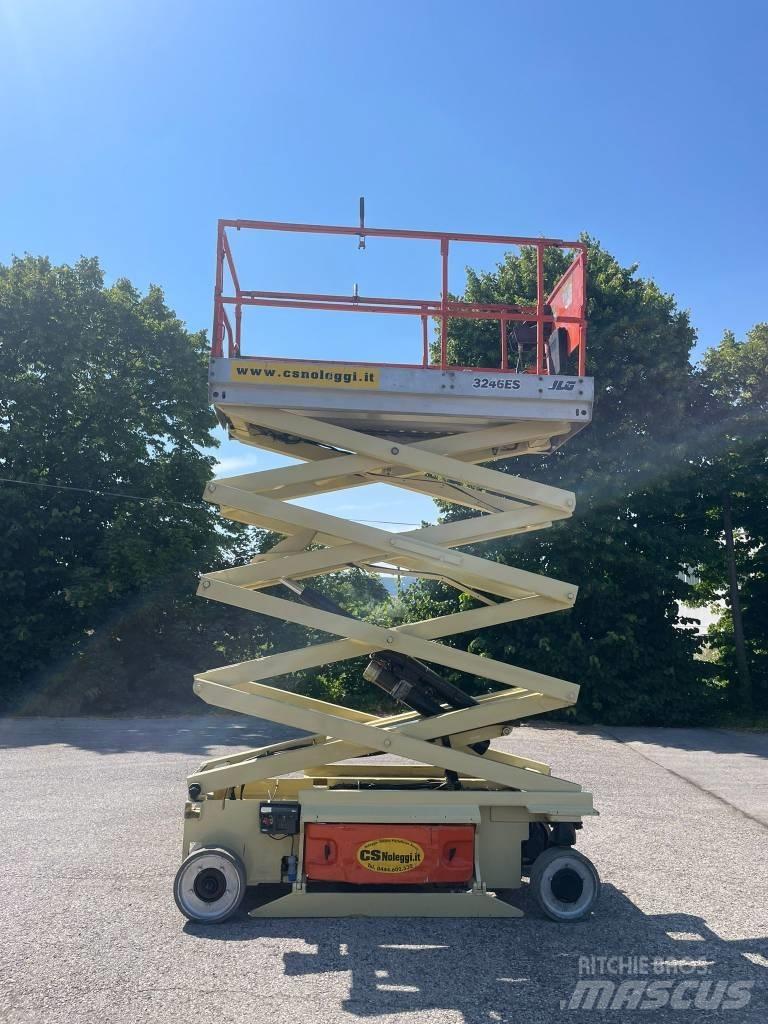 JLG 3246 ES Elevadores de tesoura