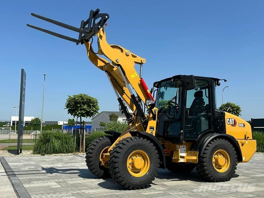 CAT 906 Carregadeiras de rodas