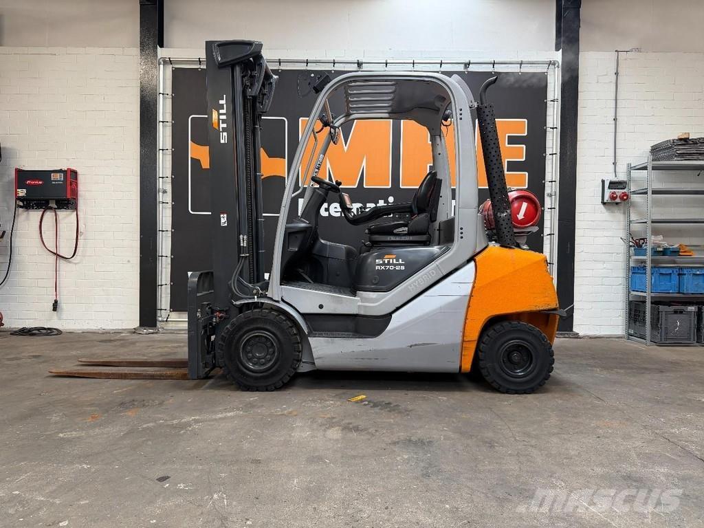 Still RX70-25T Empilhadores a gás