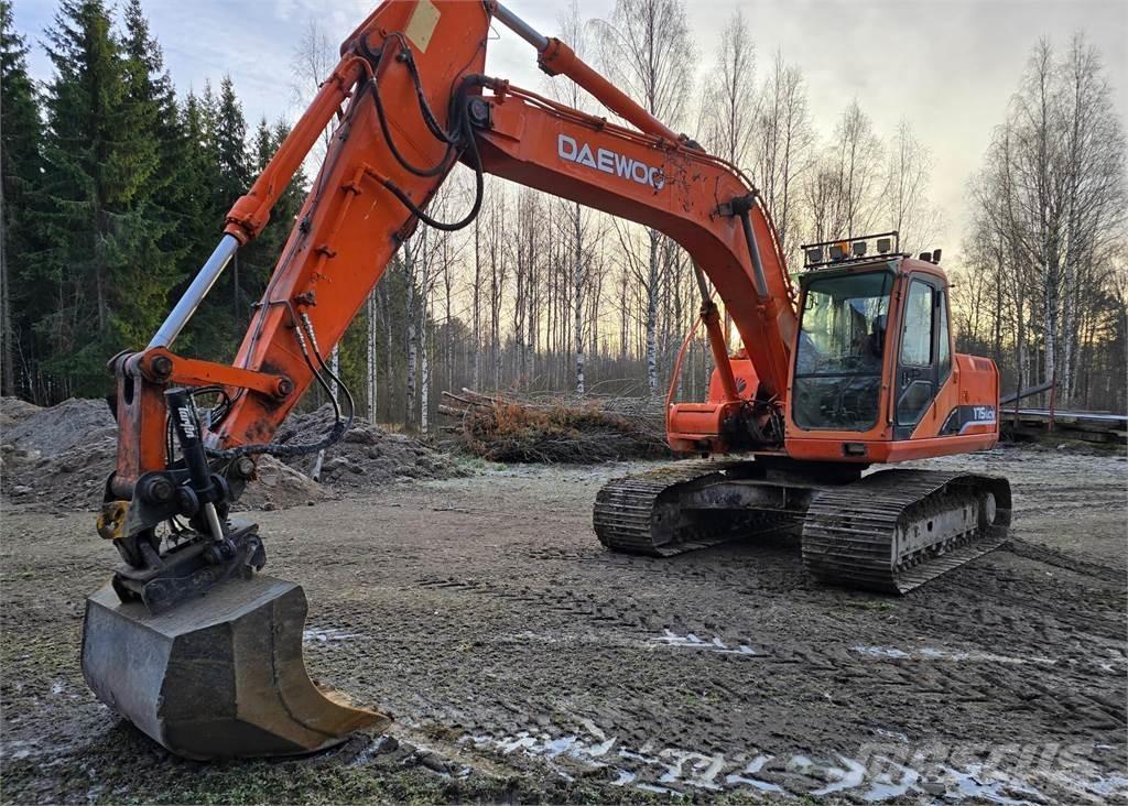 Daewoo S175LC-V Escavadeiras de esteiras