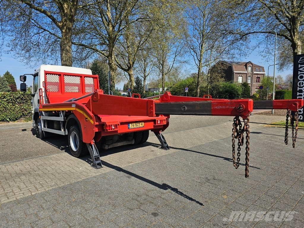DAF LF 220 Camiões multibenne