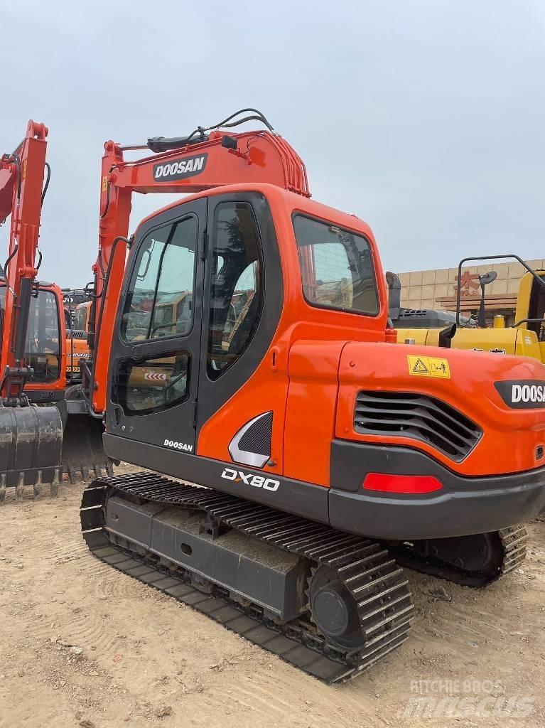 Doosan DX80 Escavadoras Midi 7t - 12t