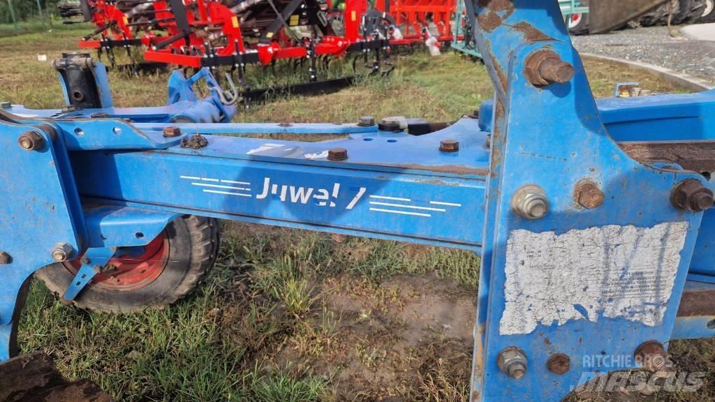 Lemken Juwel 7 M V T Charruas reversíveis
