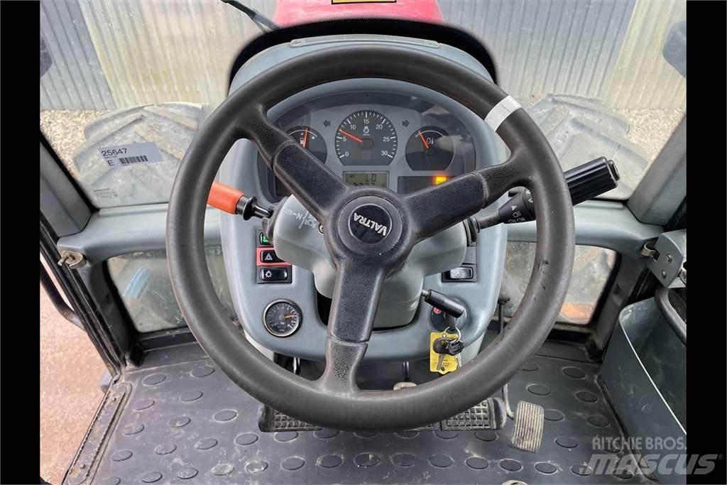 Valtra T153 Tratores Agrícolas usados