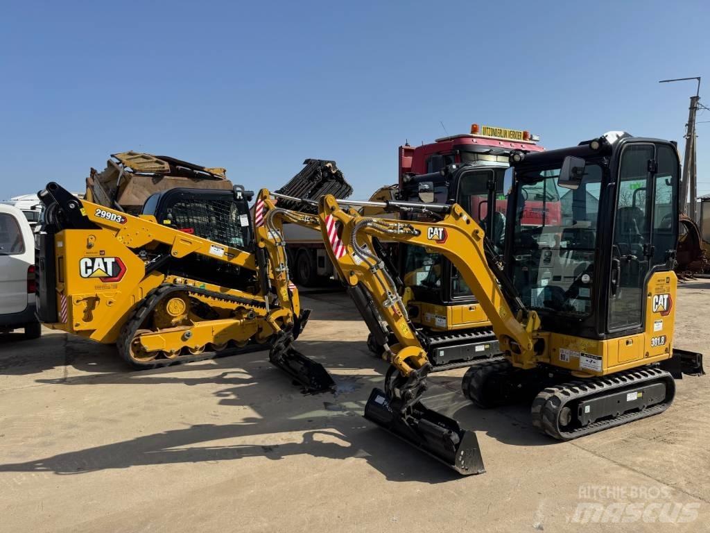 CAT 301.8 Miniescavadeiras