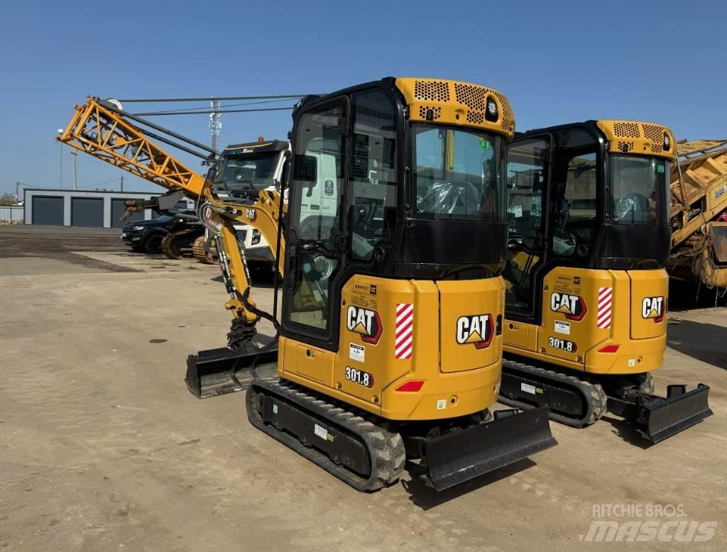 CAT 301.8 Miniescavadeiras