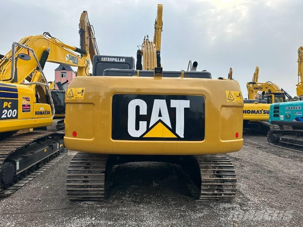 CAT 320 D2 Escavadeiras de esteiras