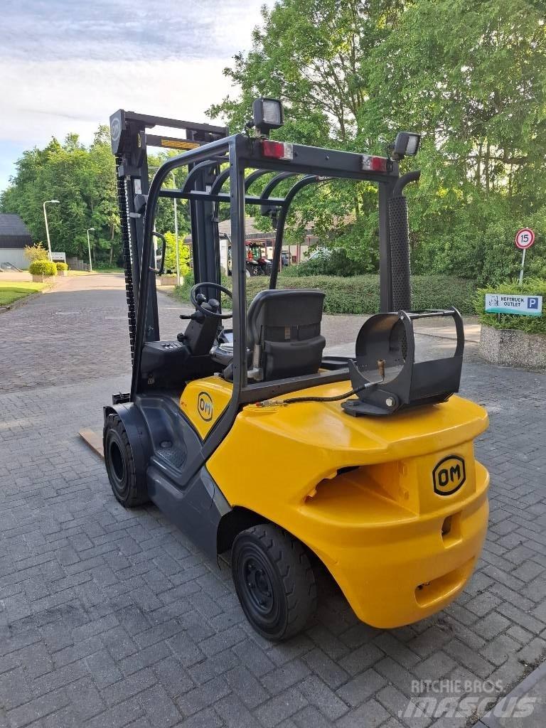 OM XG30 Heftruck Empilhadores a gás