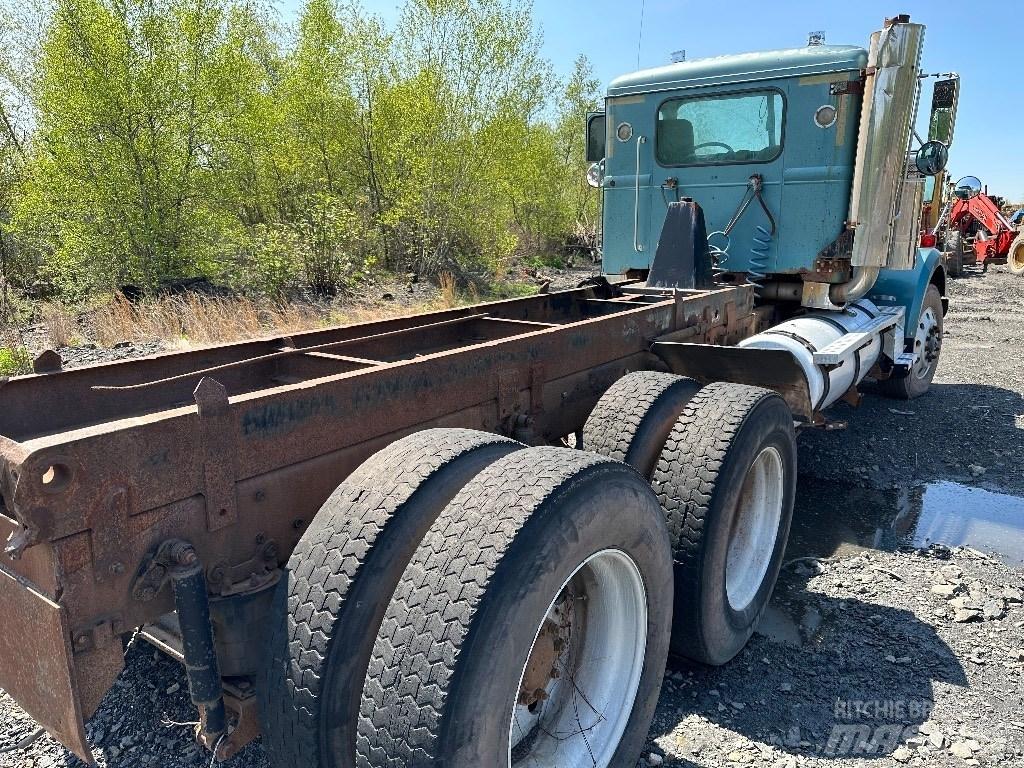 Western Star 4964FX Cavalos Mecânicos