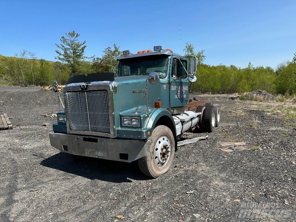 Western Star 4964FX Cavalos Mecânicos