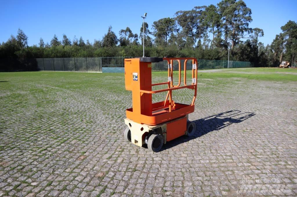 JLG 1230ES Plataformas de Mastro Vertical
