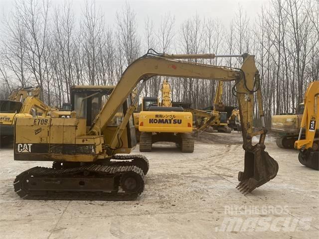CAT E70B Escavadeiras de esteiras