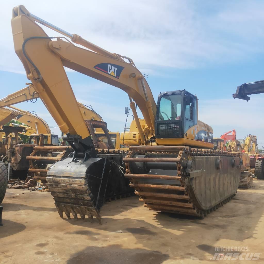 CAT 320C Escavadoras anfíbias