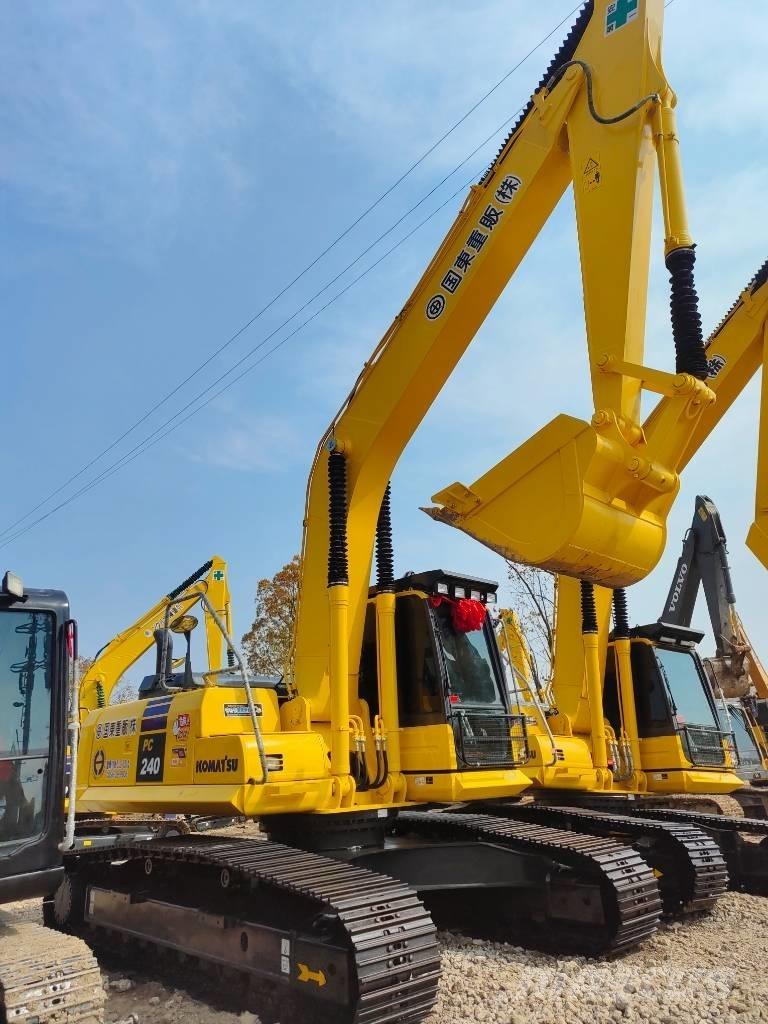 Komatsu PC 240 Escavadeiras de esteiras