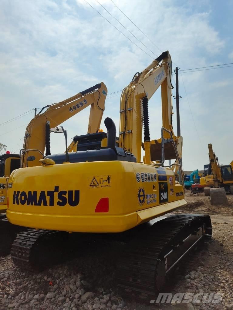 Komatsu PC 240 Escavadeiras de esteiras