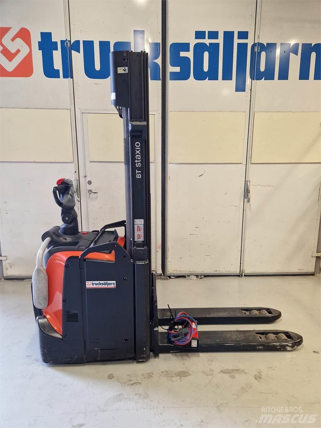 Toyota SPE120L Empilhador para operador externo
