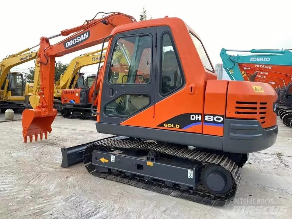 Doosan DH80 Escavadeiras de esteiras