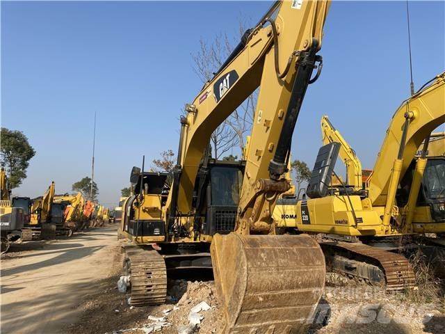 CAT 318D Escavadeiras de esteiras