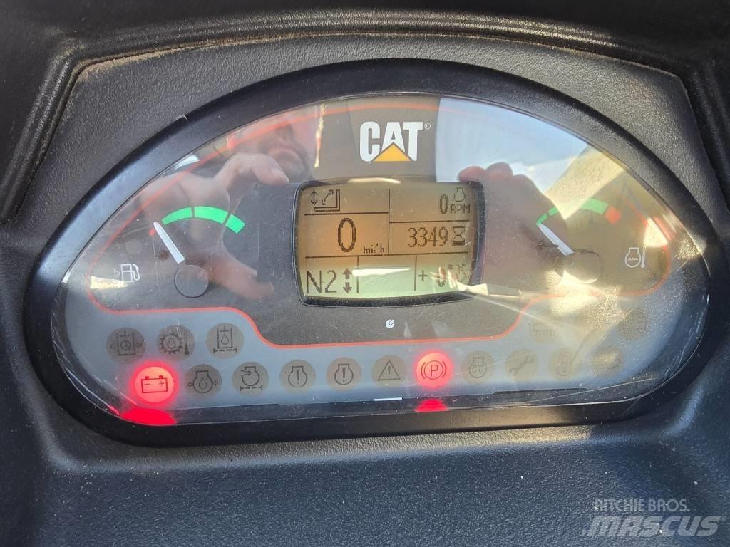 CAT TH337C Manipulador telescópico