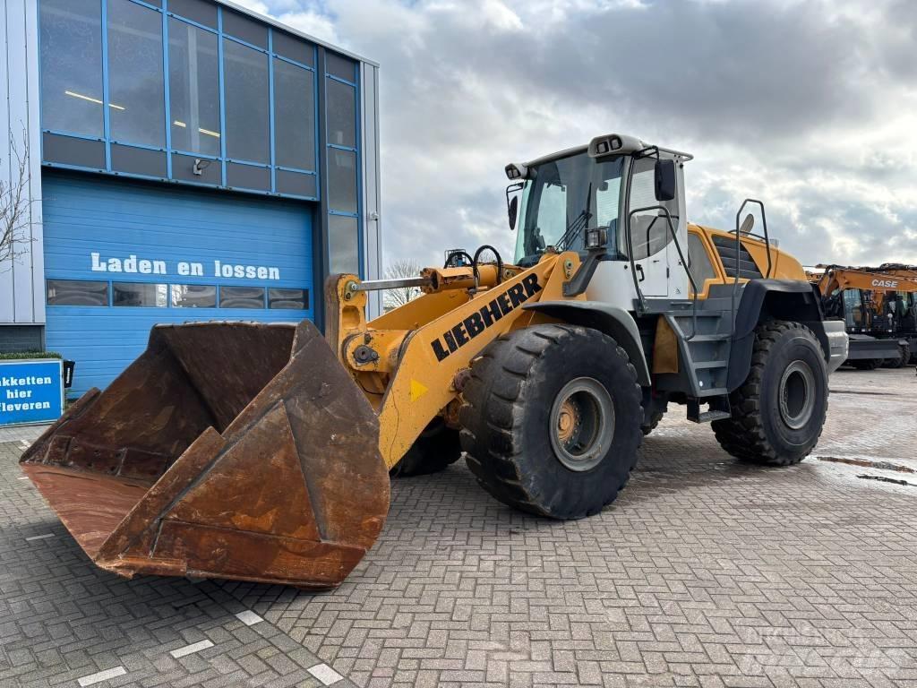 Liebherr L 566 Carregadeiras de rodas