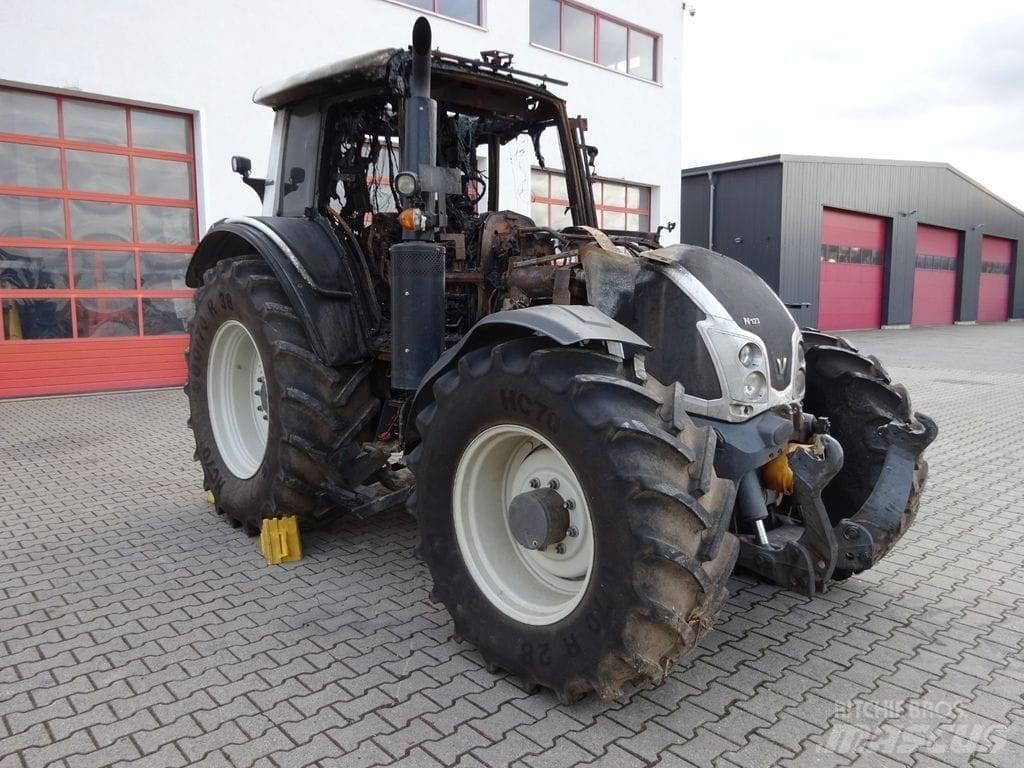 Valtra N123  driver Electrónica