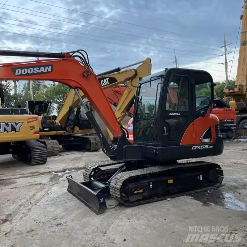 Doosan DX55 Escavadeiras de esteiras
