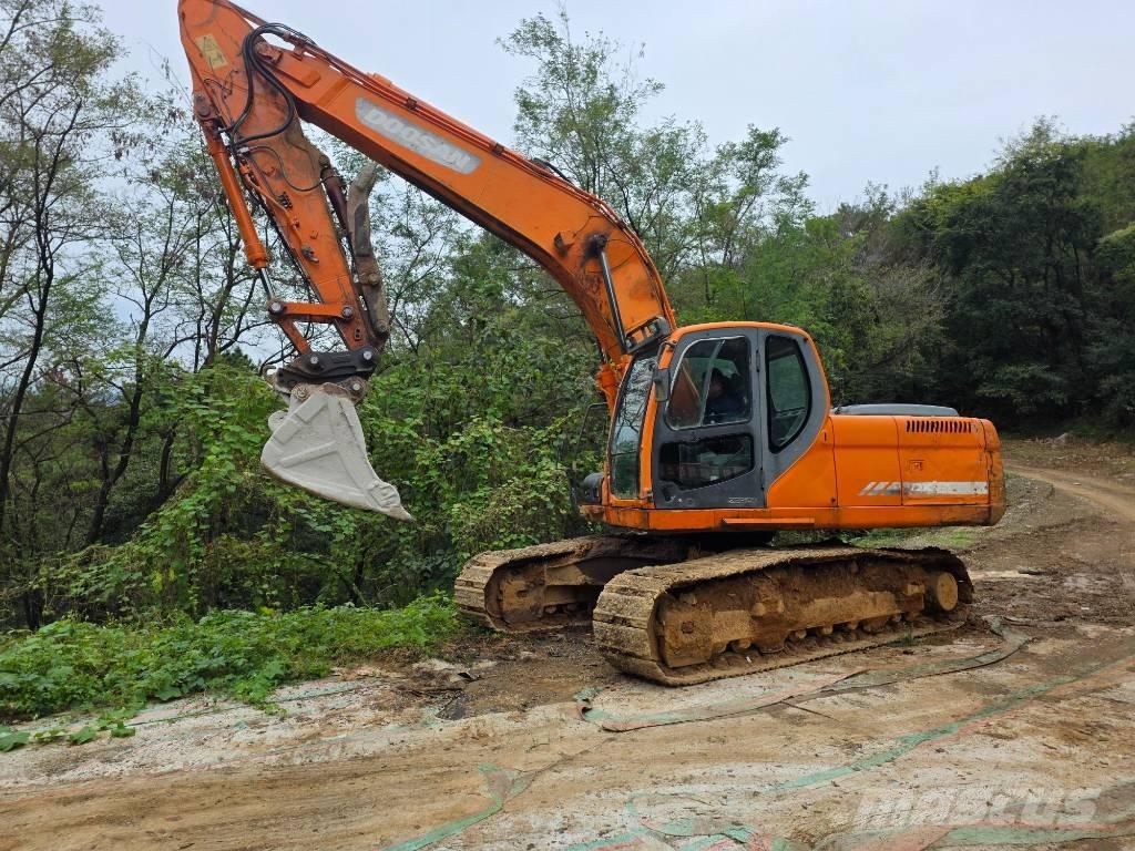 Doosan DX 220 LCA Escavadeiras de esteiras