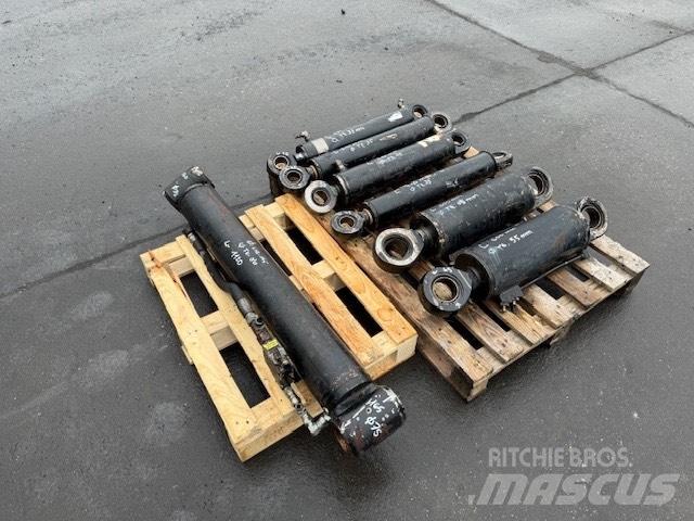 Valmet 921 SIŁOWNIKI Hidráulica