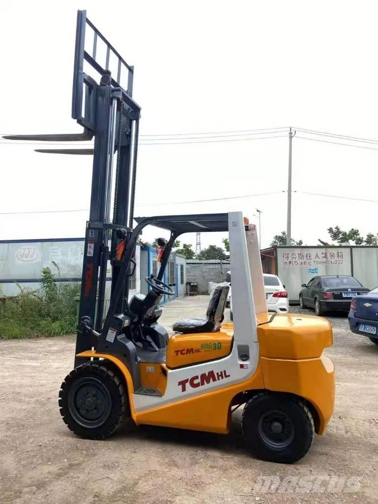 TCM FD 30 Empilhadores Diesel