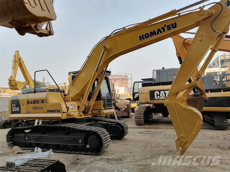 Komatsu PC 200-8 Escavadeiras de esteiras