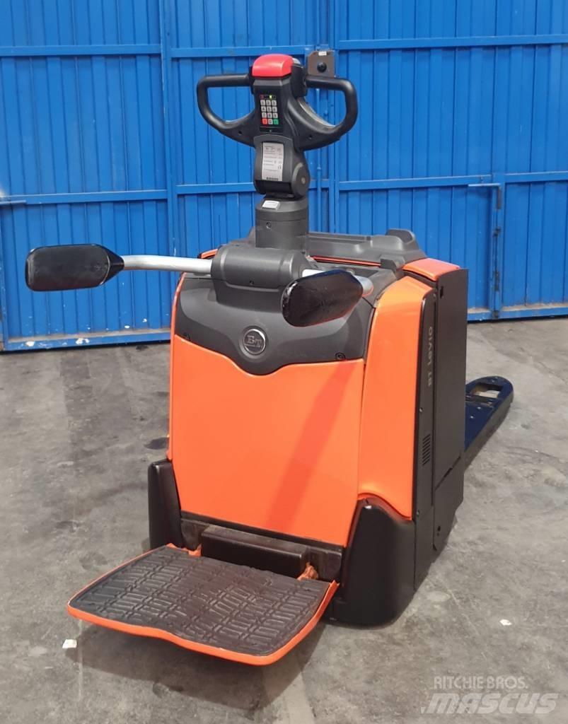 BT LPE 200 Porta-paletes com plataforma