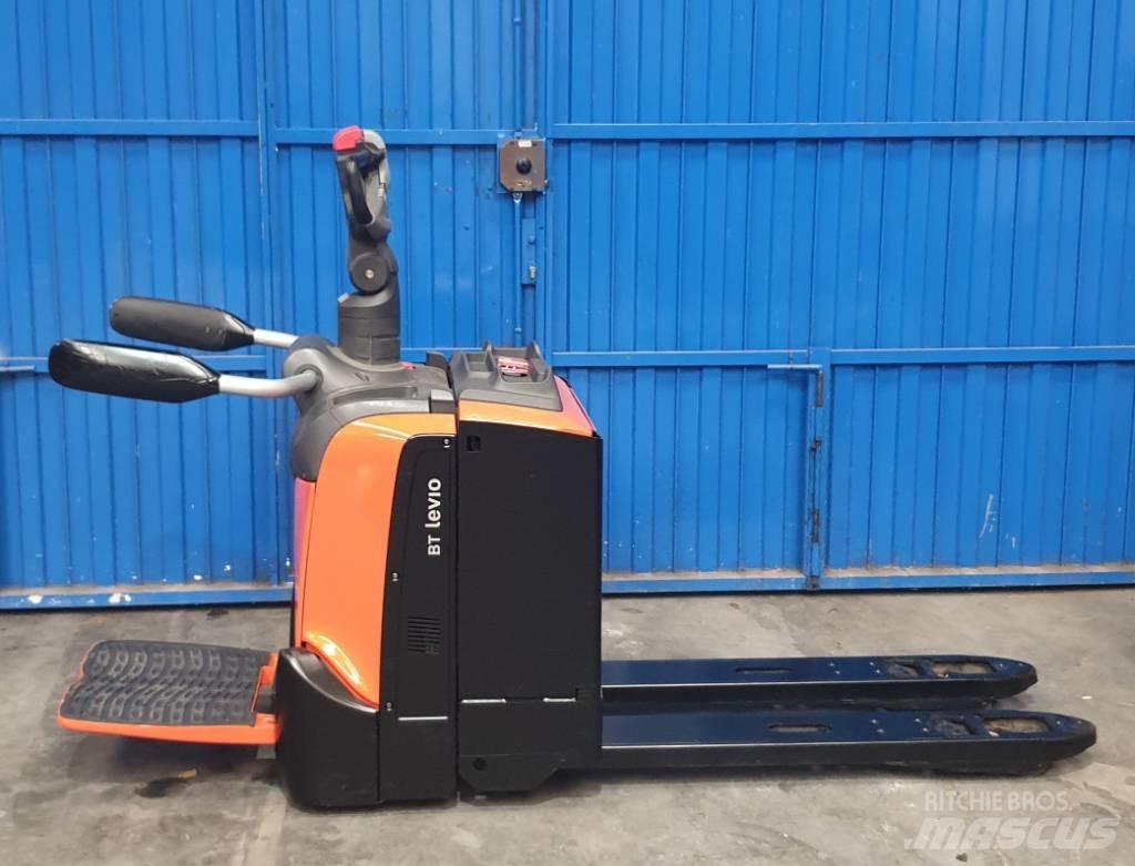 BT LPE 200 Porta-paletes com plataforma