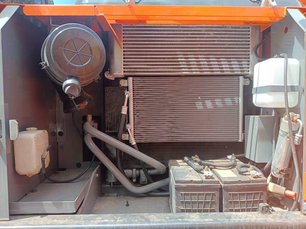 Hitachi ZX130LC Escavadeiras de esteiras