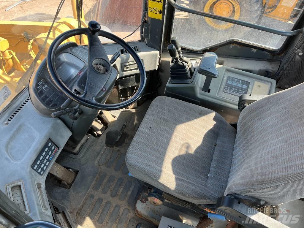 Komatsu WA 480 Carregadeiras de rodas