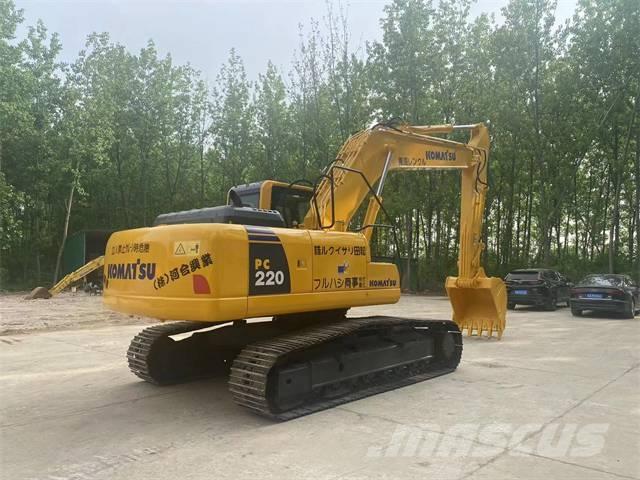 Komatsu PC 220-8 Escavadeiras de esteiras