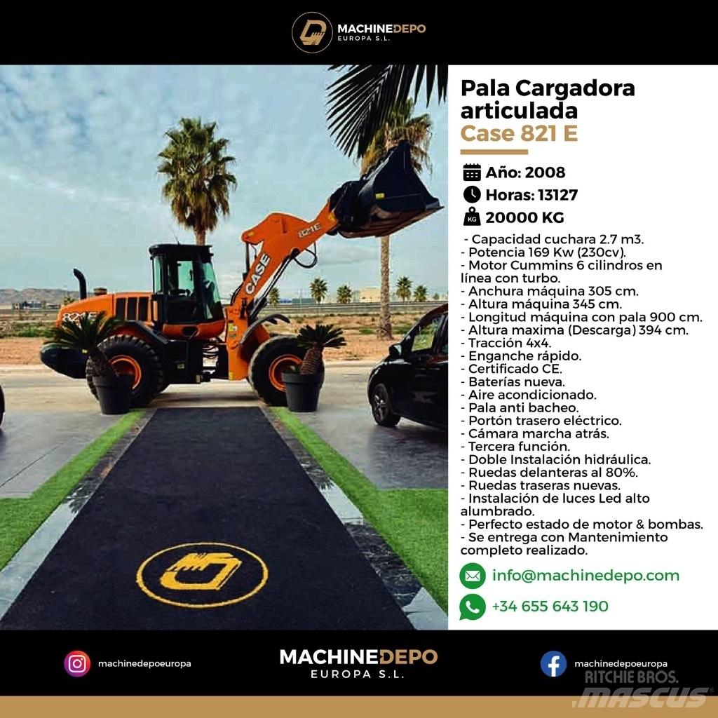 CASE 821 E Carregadeiras de rodas