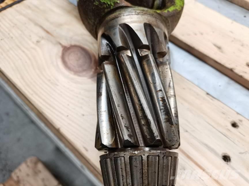 Merlo P 26.6 reducer Transmissăo