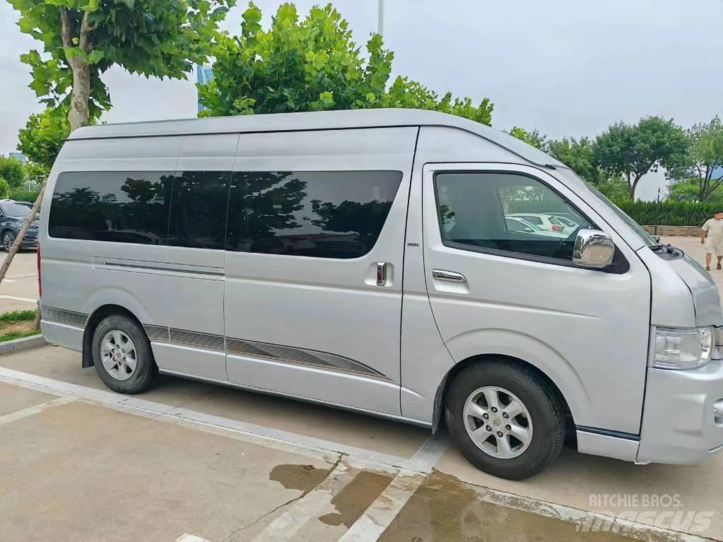 Toyota Coaster Autocarros intercidades