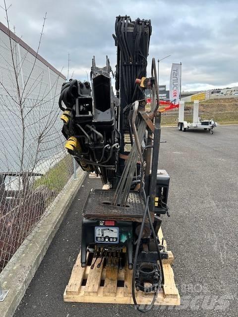 Hiab 122 B-3 CL Gruas carregadoras