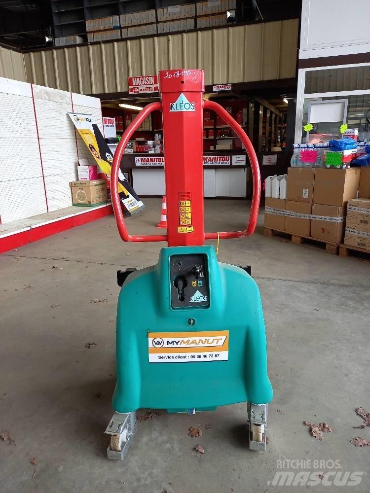 Manitou EB500 Empilhador para operador externo
