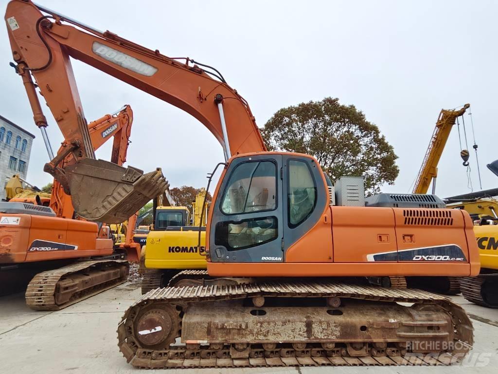 Doosan DX 300 LC Escavadeiras de esteiras
