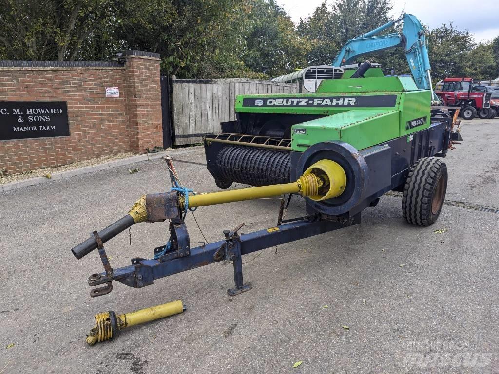 Deutz-Fahr HD 440 Enfardadeira de fardos quadrados