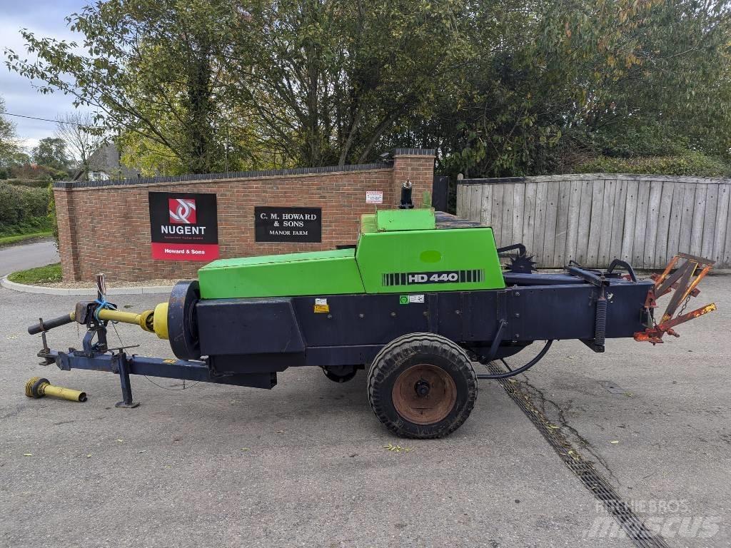 Deutz-Fahr HD 440 Enfardadeira de fardos quadrados