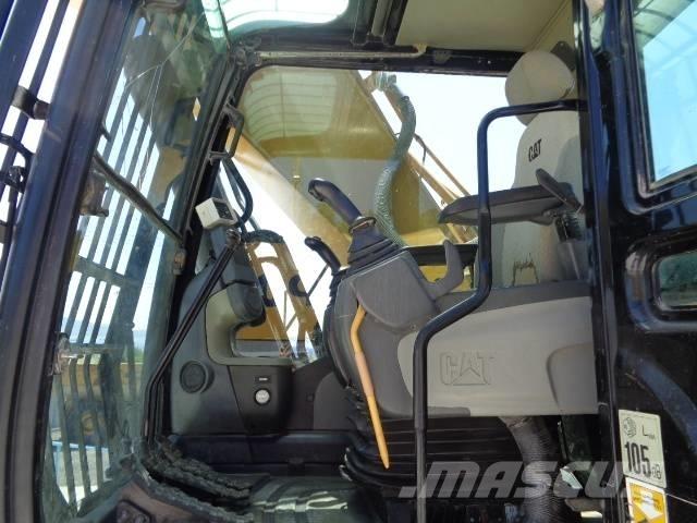 CAT 330 D L Escavadeiras de esteiras