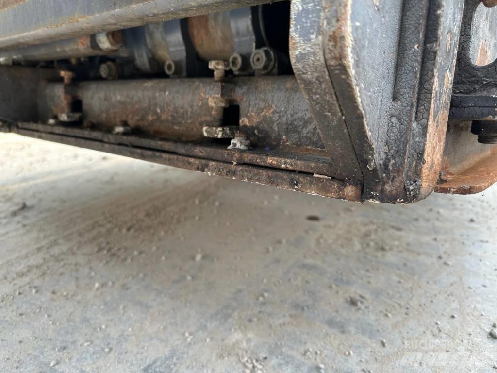 Dynapac F 1200 CS Espalhadoras de asfalto