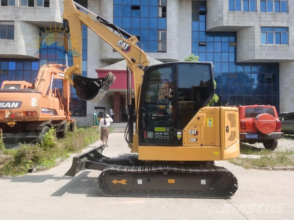 CAT 306 Miniescavadeiras