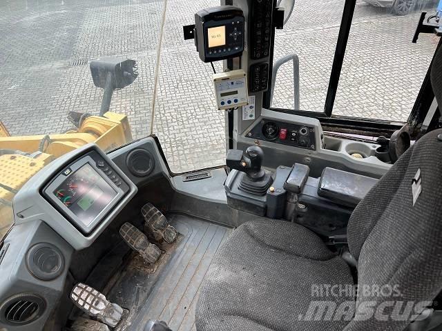 CAT 966 K Carregadeiras de rodas