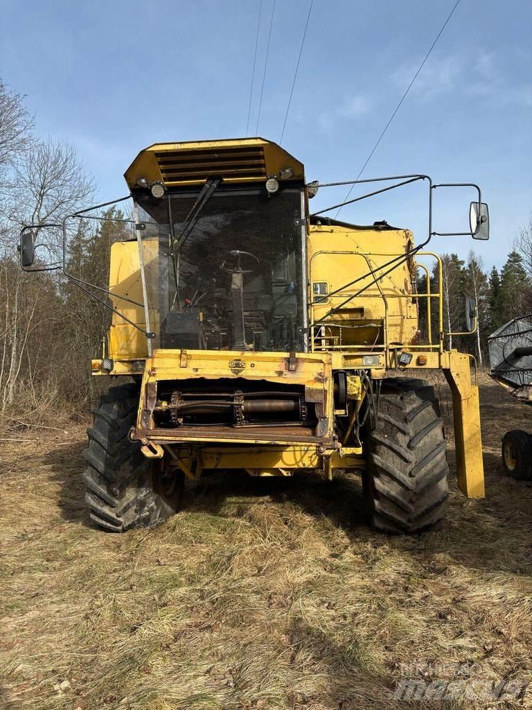 New Holland TX 36 Ceifeiras debulhadoras